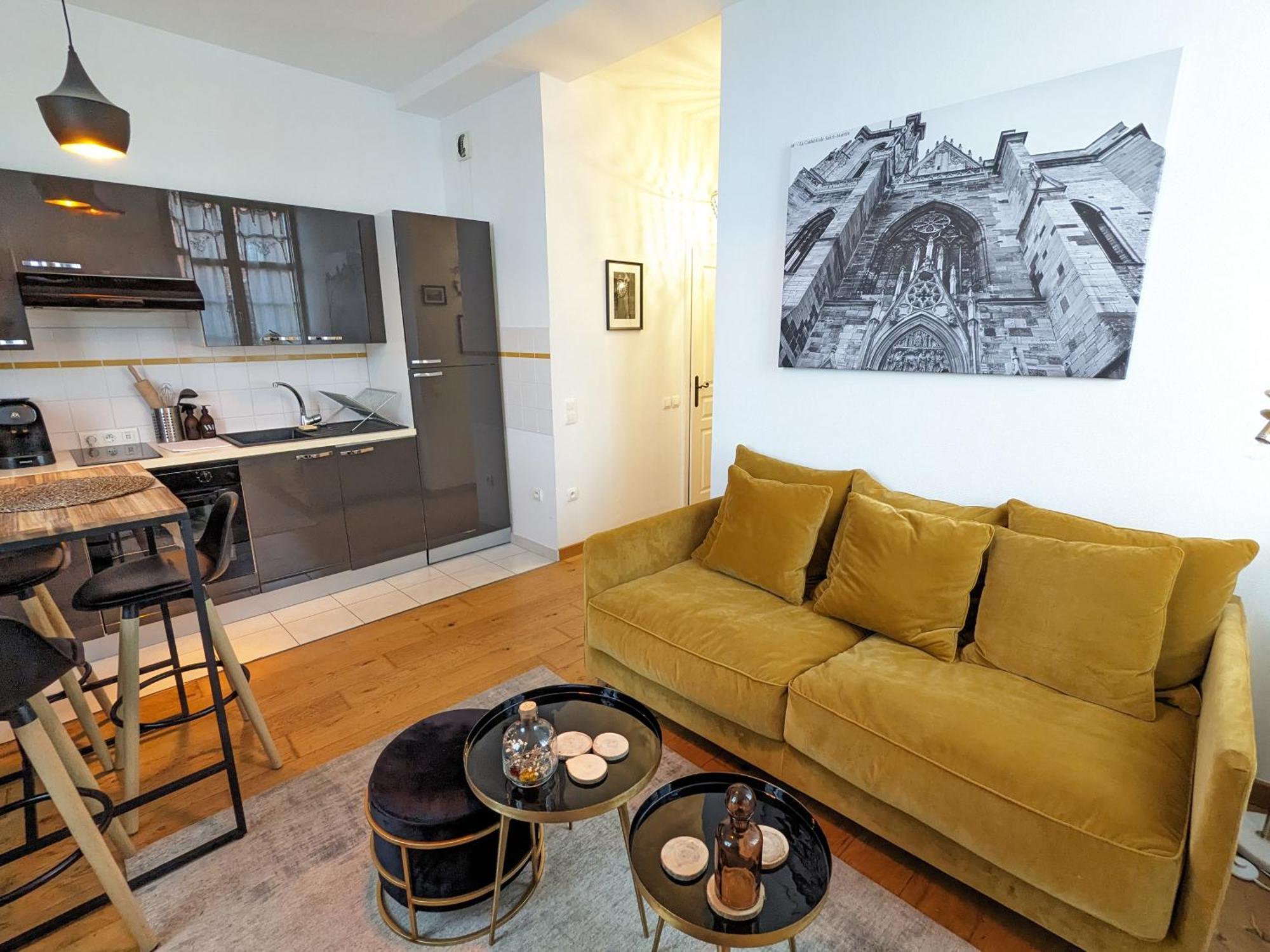 Appartement Place De La Cath' Avec Parking Colmar Exterior photo